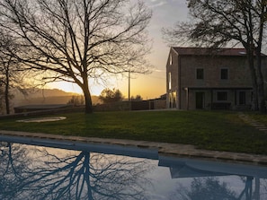 Outdoor pool - Casa da Romeira, Country House (Viana do Castelo)