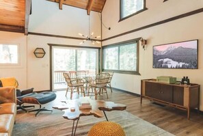 Living area - Stylish & Comfy MCM Getaway ~ Walk to Ski Resort! (Big Bear Lake)