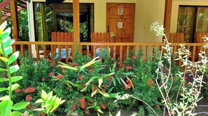 Cabin #1 | Terrace/patio