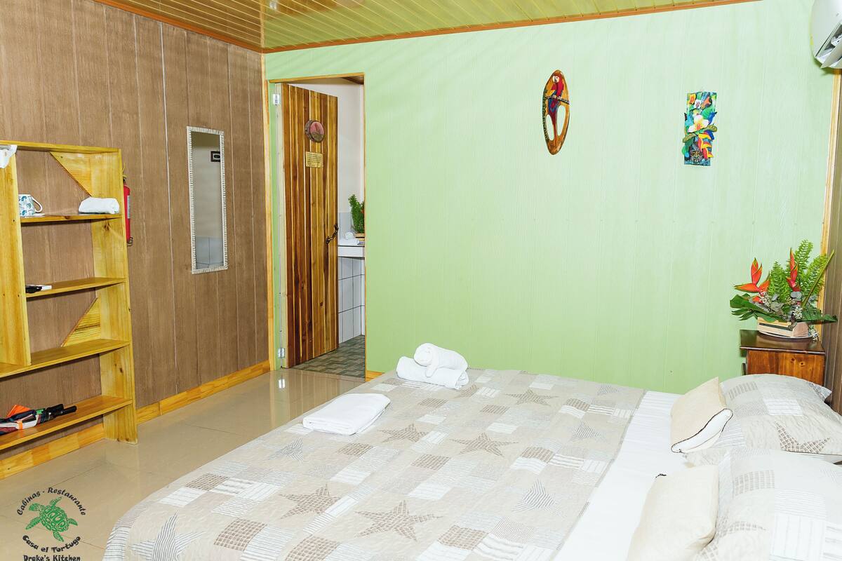 Cabin #4 | 1 bedroom, hypo-allergenic bedding, down comforters