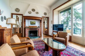 Table de tennis de table