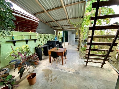 1 habitación, decoración personalizada, wifi gratis y ropa de cama