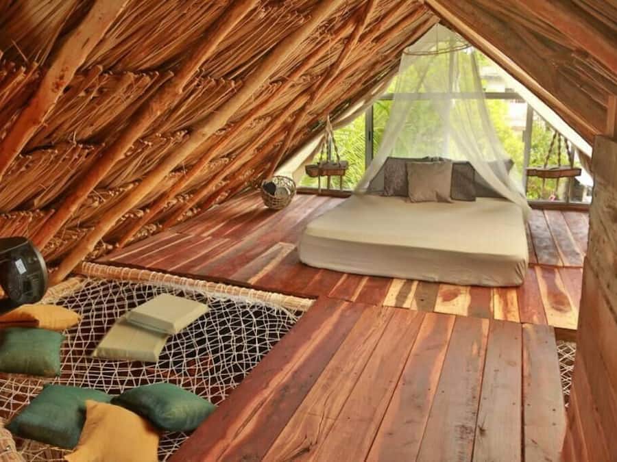 Individually decorated, free WiFi, bed sheets