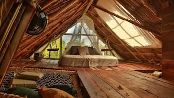 Design Cabin | 1 bedroom, individually decorated, free WiFi, bed sheets