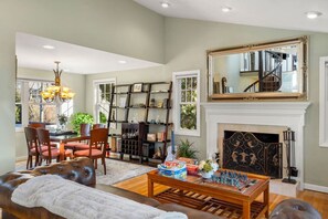 TV, peis og stereoanlegg