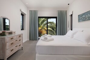 Luxury Villa | 4 bedrooms, in-room safe, blackout drapes, soundproofing - Gaia - A Secret Luxury Hideaway (Corfu)