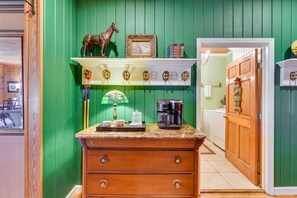 Interior - Countryside Cabin Rental ~ 10 Mi to Wadesboro! (Wadesboro)