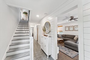 Interior - Single Family Downtown House with Private Yard (Charleston)