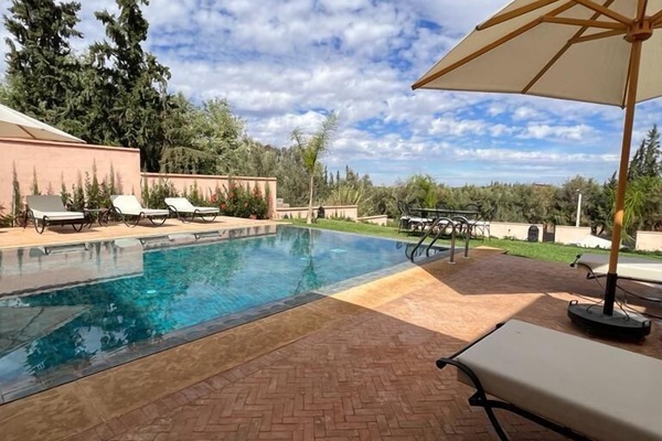 Façana frontal de l'allotjament