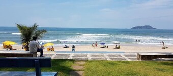 Casa na Praia do Tombo, Surf & Relax