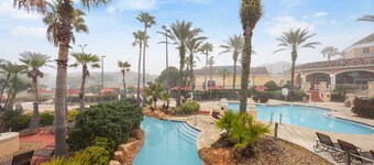 Cozy Stylish Townhome