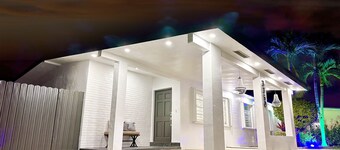 MIAMI LUX HOUSE / Pool / Lounge / Bar