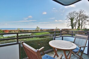 Outdoor dining - Residenz am Hang, Appartement "küstenklang" Nr. 110 - Residenz am Hang (Scharbeutz)