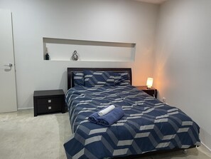 3 Schlafzimmer, Bügeleisen/Bügelbrett, WLAN, Bettwäsche