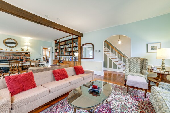 TV, DVD player, table football, books