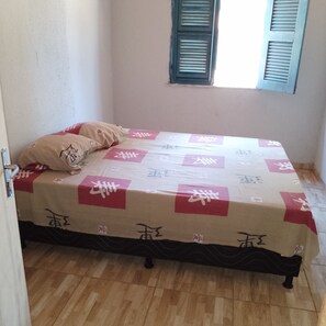 4 bedrooms, WiFi, bed sheets - Recanto Silvia Timbó (Tapera)