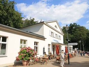 Ulkoruokailutilat