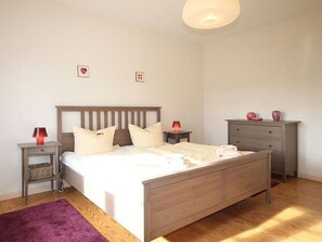 Unclassified image, 2 of 9, button - Mollibahnhof Ost - Ferienwohnung 01 - Mollibahnhof - Kühlungsborn Ost (Kühlungsborn)