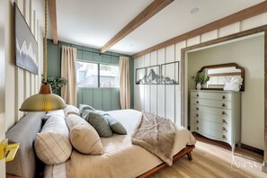 3 soverom, strykejern/-brett, wi-fi og sengetøy