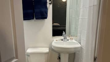 Free toiletries, towels, soap, shampoo