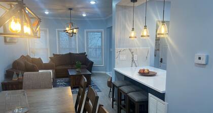 Huge Family House 12 miles to NYC/4Bath/Parking