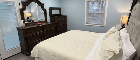 5 sovrum, skrivbord, strykjärn/strykbräda och wi-fi