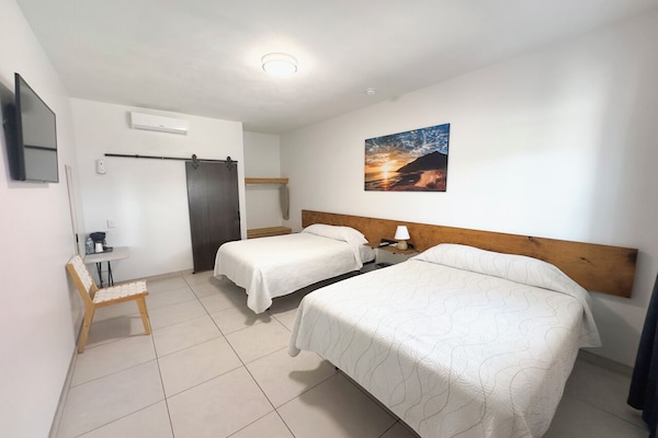 Wifi gratis y ropa de cama