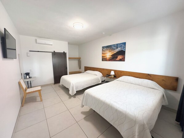 Free WiFi, bed sheets - Hotel Marea Baja (San Felipe)