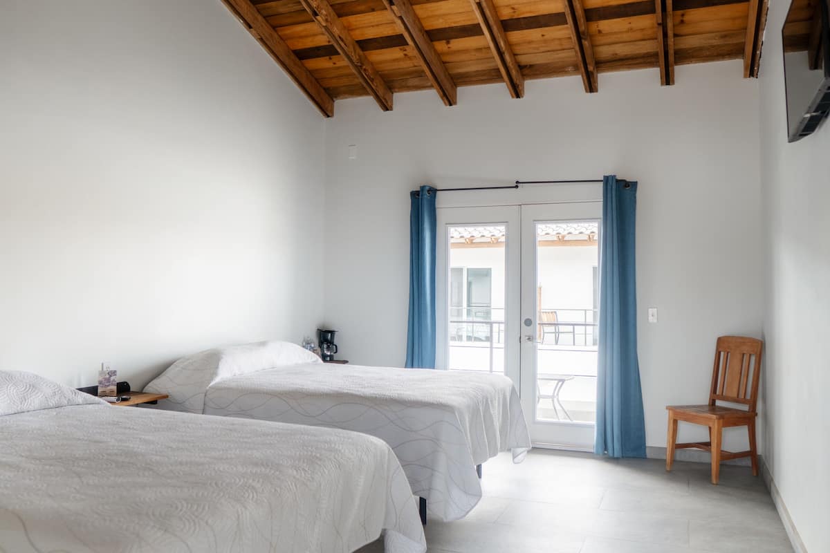 Chambre Double Standard | Wi-Fi gratuit, draps fournis