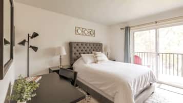 1 bedroom, desk, iron/ironing board, WiFi