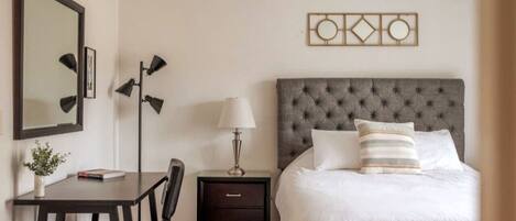 1 bedroom, desk, iron/ironing board, WiFi