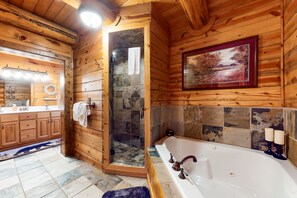Hair dryer, towels - Sun-filled & serene cabin with private hot tub, deck, & amazing views (Blue Ridge)