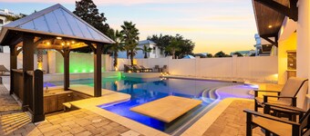 Crystal Del Mar with Private Pool and Gulf Views