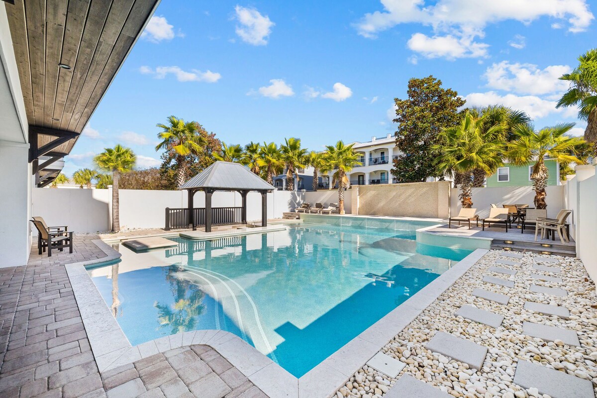 Photo 13 of Crystal Del Mar with Private Pool and Gulf Views