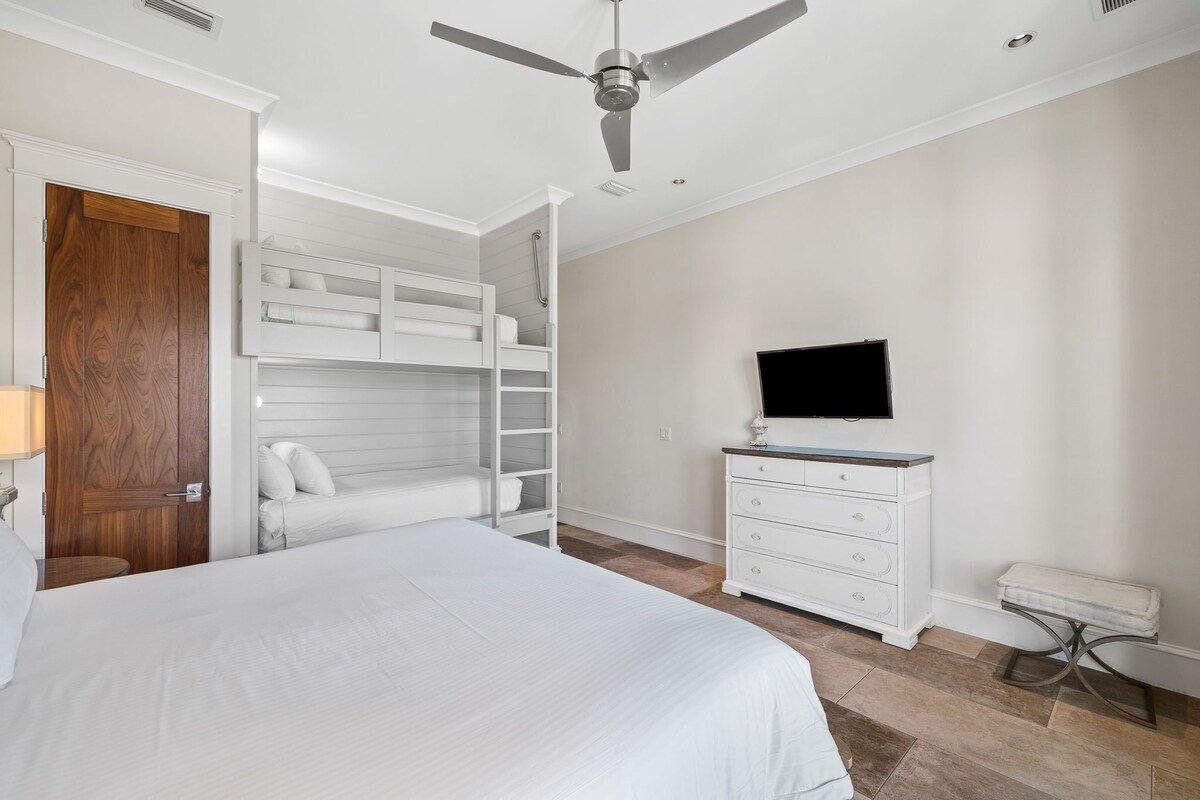Photo 36 of Crystal Del Mar with Private Pool and Gulf Views