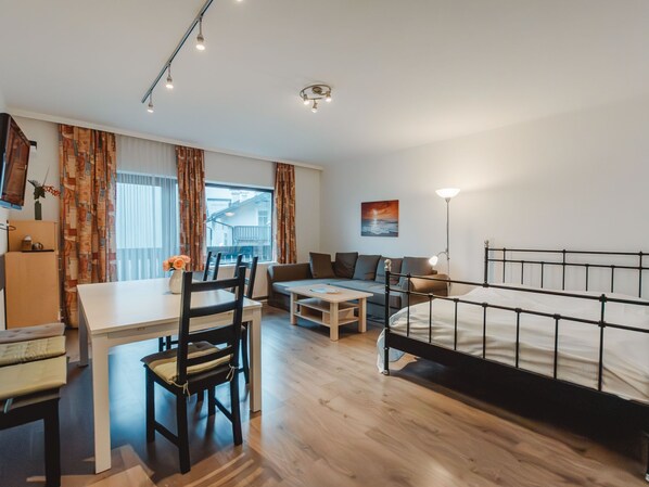 1 bedroom, internet