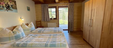 2 Schlafzimmer, Bettwäsche