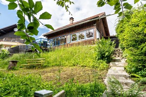 Exterior - Chalet 'Kletterhütte Sächsische Schweiz' with Private Terrace and Wi-Fi (Gossdorf)