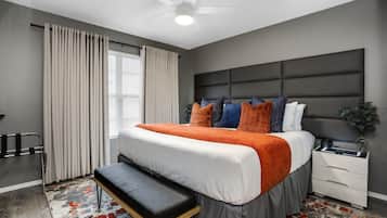 2 bedrooms, desk, iron/ironing board, free WiFi