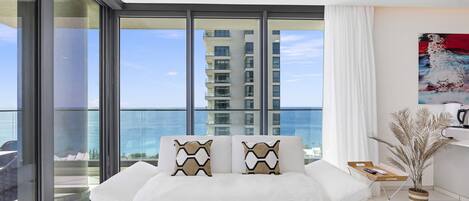 2 間睡房、房內夾萬、熨斗/熨衫板、免費 Wi-Fi