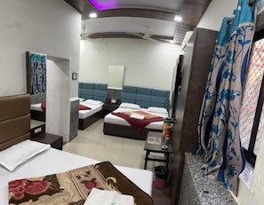Luxury Room | Free WiFi