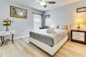 5 habitaciones, tabla de planchar con plancha, cuna de viaje y wifi 