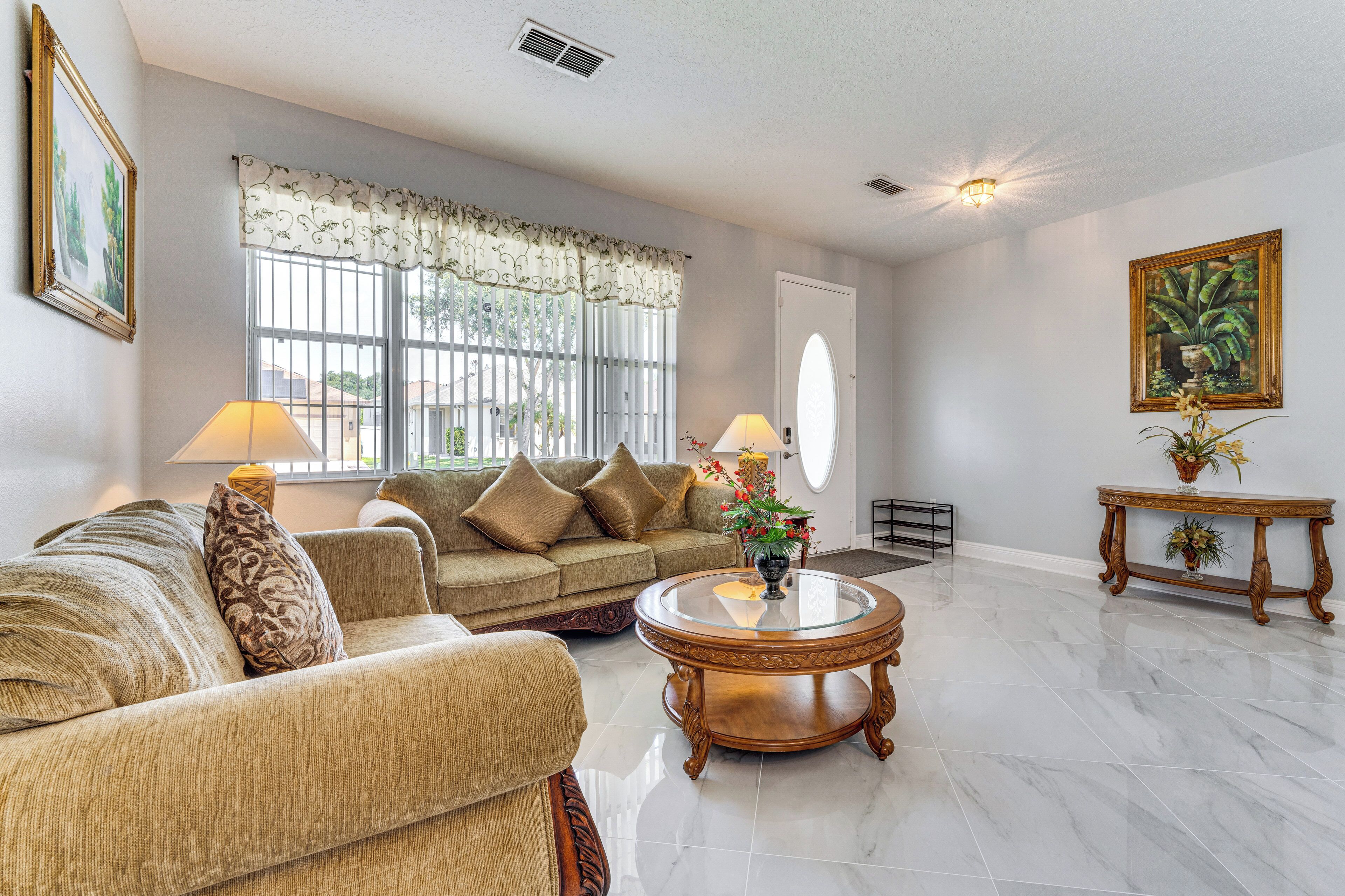 22 Mi To Disney: Kissimmee Home W/ Pool & Hot Tub - St. Cloud, FL