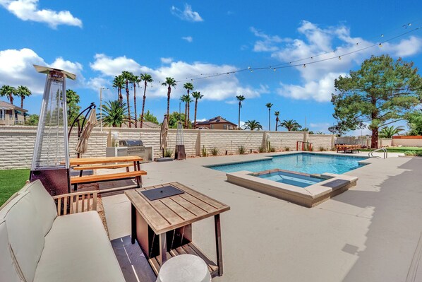 Outdoor pool, a heated pool