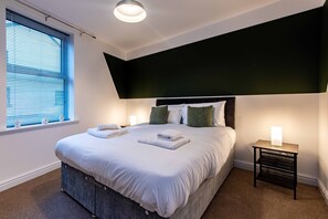 2 多间卧室、熨斗/熨衣板、免费 WiFi