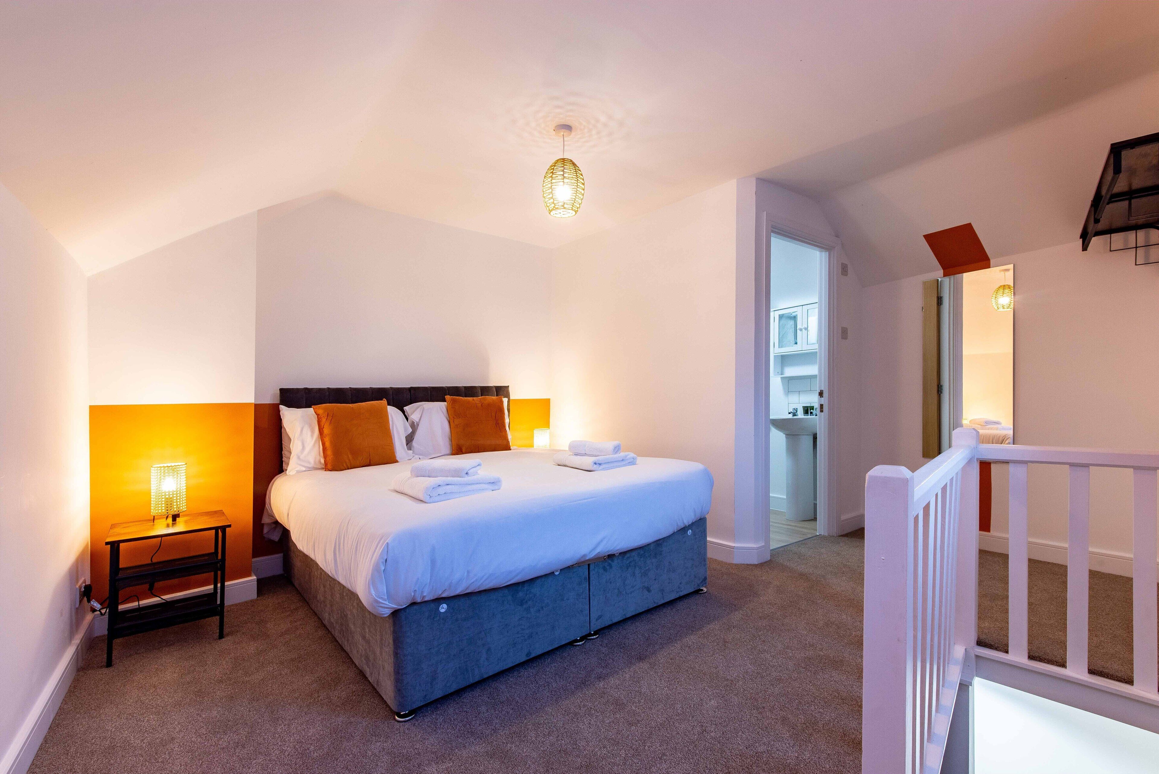 2 bedrooms, iron/ironing board, free WiFi