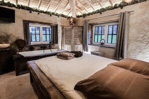 5 bedrooms