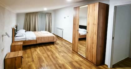 Entire 3 Bedroom Cottage for up to 8 people at Skii Resort and in Nature.