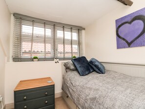 2 bedrooms, individually decorated, individually furnished, free WiFi - Black Sheep Cottage (Thirsk)