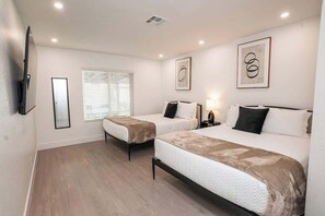 6 室のベッドルーム、アイロン / アイロン台、旅行用ベビーベッド、WiFi